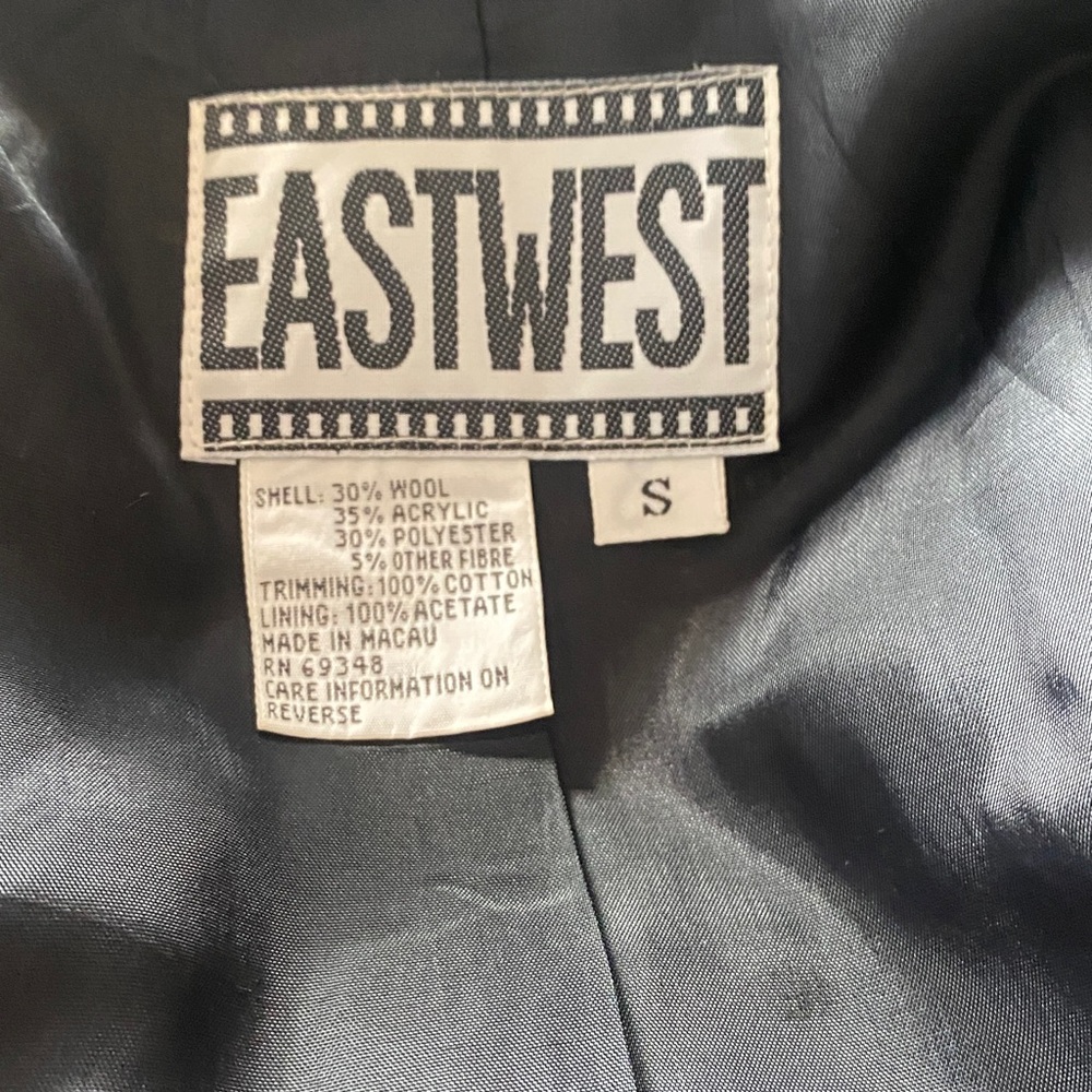Vintage East West ApparelBlack & White Patterned Double-Breasted Women's Blazer - Picture 9 of 9